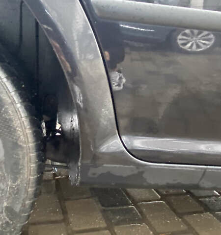 Чорний Фольксваген Гольф, об'ємом двигуна 1.6 л та пробігом 215 тис. км за 4700 $, фото 14 на Automoto.ua