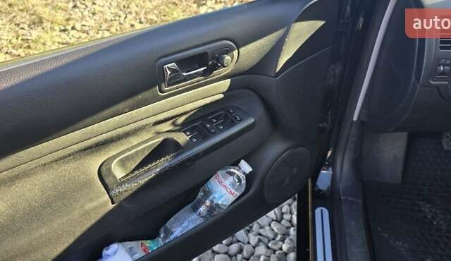 Чорний Фольксваген Гольф, об'ємом двигуна 1.6 л та пробігом 250 тис. км за 3400 $, фото 4 на Automoto.ua