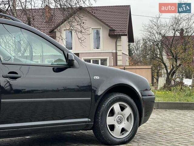 Черный Фольксваген Гольф, объемом двигателя 1.6 л и пробегом 250 тыс. км за 4350 $, фото 27 на Automoto.ua