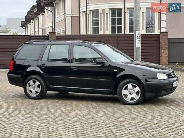 Черный Фольксваген Гольф, объемом двигателя 1.6 л и пробегом 250 тыс. км за 4350 $, фото 10 на Automoto.ua