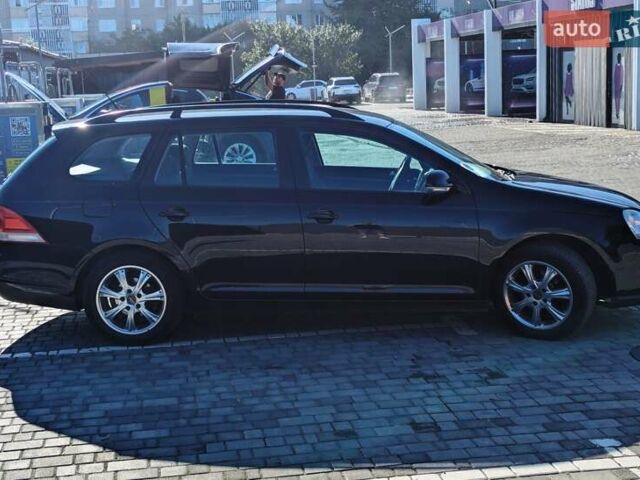Черный Фольксваген Гольф, объемом двигателя 1.6 л и пробегом 246 тыс. км за 5800 $, фото 2 на Automoto.ua