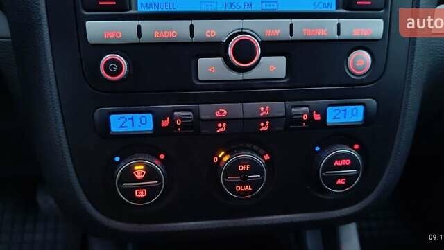 Черный Фольксваген Гольф, объемом двигателя 1.4 л и пробегом 267 тыс. км за 6300 $, фото 19 на Automoto.ua