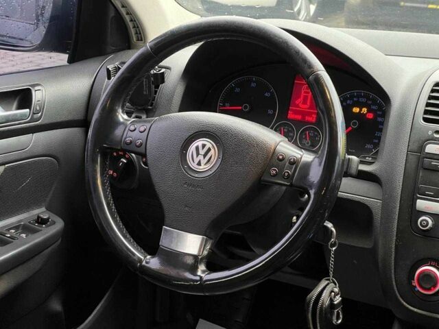 Чорний Фольксваген Гольф, об'ємом двигуна 1.9 л та пробігом 234 тис. км за 6100 $, фото 12 на Automoto.ua