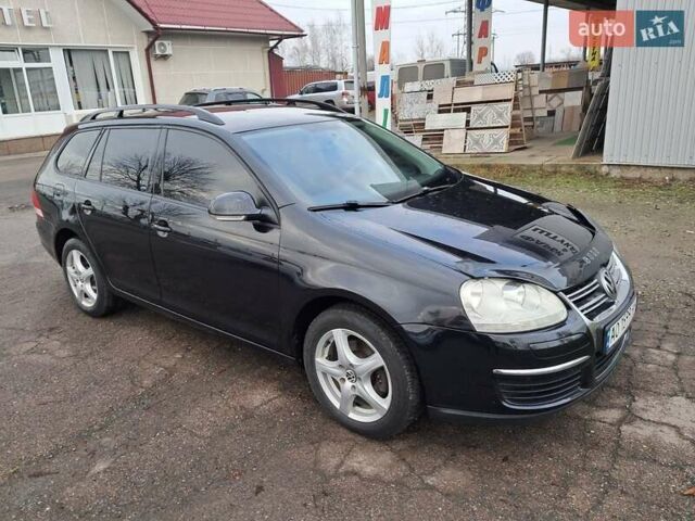 Черный Фольксваген Гольф, объемом двигателя 1.6 л и пробегом 247 тыс. км за 5500 $, фото 14 на Automoto.ua