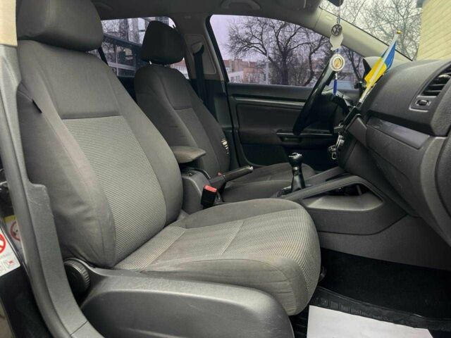 Чорний Фольксваген Гольф, об'ємом двигуна 1.9 л та пробігом 234 тис. км за 6100 $, фото 20 на Automoto.ua