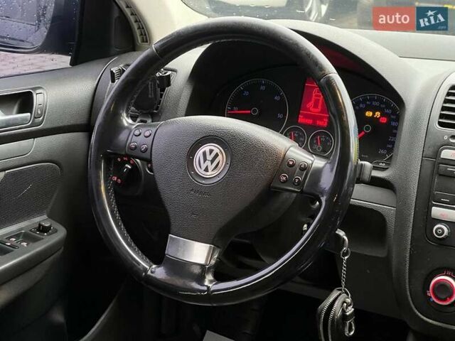 Чорний Фольксваген Гольф, об'ємом двигуна 1.9 л та пробігом 234 тис. км за 6100 $, фото 12 на Automoto.ua