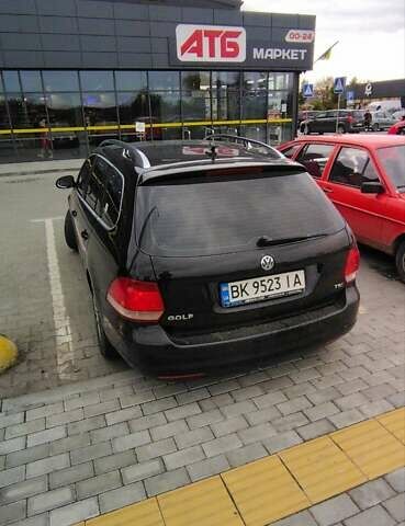 Черный Фольксваген Гольф, объемом двигателя 1.39 л и пробегом 241 тыс. км за 5300 $, фото 7 на Automoto.ua