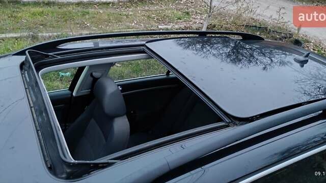 Черный Фольксваген Гольф, объемом двигателя 1.4 л и пробегом 267 тыс. км за 6300 $, фото 10 на Automoto.ua