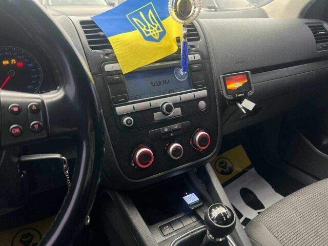 Чорний Фольксваген Гольф, об'ємом двигуна 1.9 л та пробігом 234 тис. км за 6100 $, фото 17 на Automoto.ua