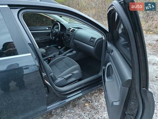 Чорний Фольксваген Гольф, об'ємом двигуна 1.4 л та пробігом 272 тис. км за 5999 $, фото 10 на Automoto.ua
