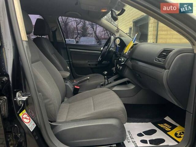 Чорний Фольксваген Гольф, об'ємом двигуна 1.9 л та пробігом 234 тис. км за 6100 $, фото 21 на Automoto.ua