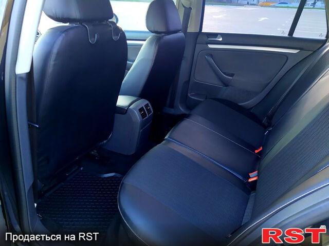 Чорний Фольксваген Гольф, об'ємом двигуна 1.6 л та пробігом 216 тис. км за 6200 $, фото 10 на Automoto.ua