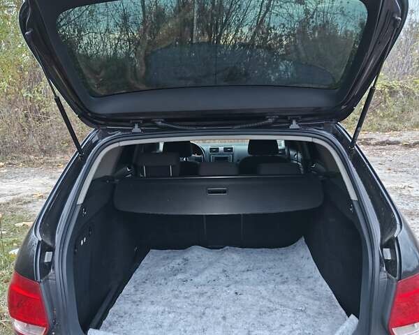 Чорний Фольксваген Гольф, об'ємом двигуна 1.4 л та пробігом 272 тис. км за 5999 $, фото 12 на Automoto.ua