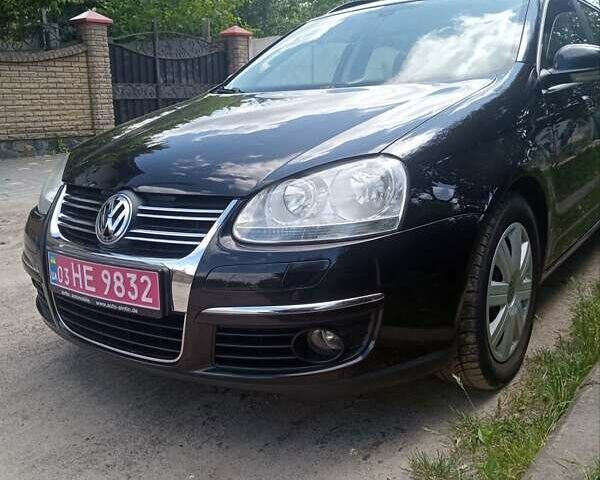 Черный Фольксваген Гольф, объемом двигателя 1.4 л и пробегом 139 тыс. км за 7200 $, фото 3 на Automoto.ua