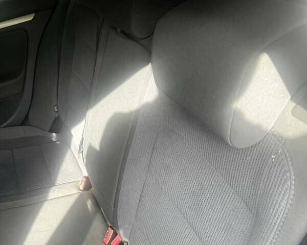 Чорний Фольксваген Гольф, об'ємом двигуна 1.6 л та пробігом 237 тис. км за 6800 $, фото 13 на Automoto.ua