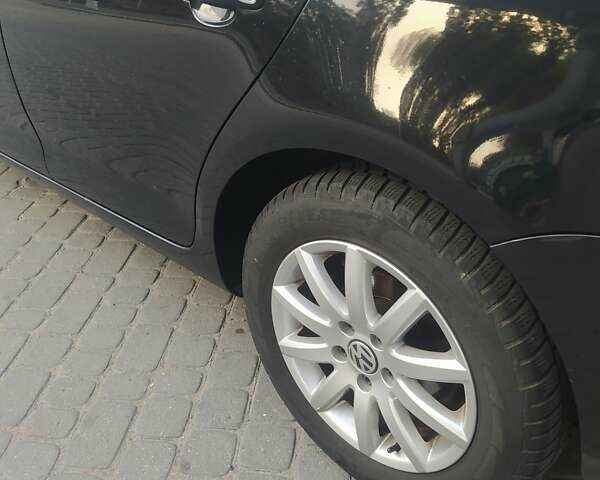 Черный Фольксваген Гольф, объемом двигателя 1.39 л и пробегом 250 тыс. км за 4500 $, фото 3 на Automoto.ua