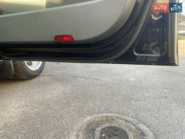 Черный Фольксваген Гольф, объемом двигателя 1.4 л и пробегом 265 тыс. км за 6200 $, фото 14 на Automoto.ua
