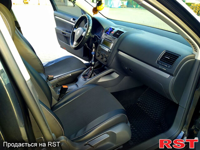 Чорний Фольксваген Гольф, об'ємом двигуна 1.6 л та пробігом 216 тис. км за 6200 $, фото 12 на Automoto.ua