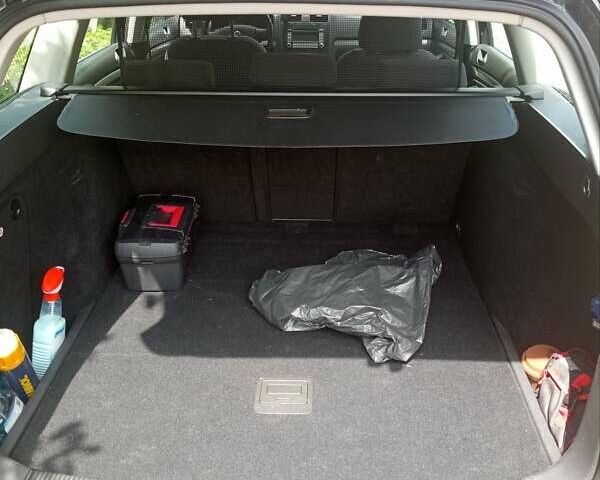 Черный Фольксваген Гольф, объемом двигателя 1.4 л и пробегом 139 тыс. км за 7200 $, фото 21 на Automoto.ua