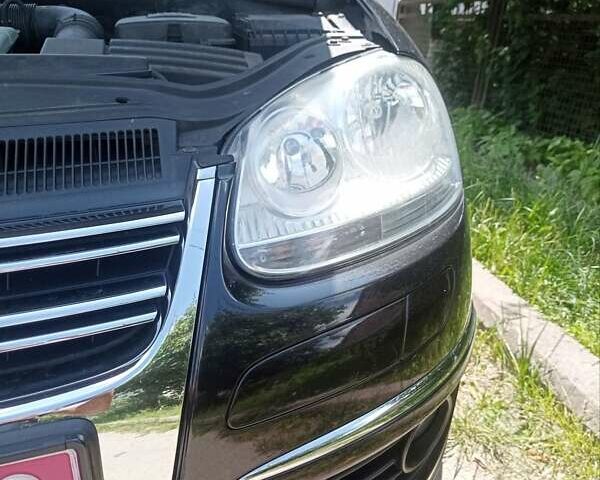 Черный Фольксваген Гольф, объемом двигателя 1.4 л и пробегом 139 тыс. км за 7200 $, фото 33 на Automoto.ua