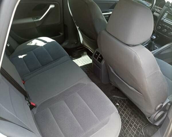 Черный Фольксваген Гольф, объемом двигателя 1.4 л и пробегом 139 тыс. км за 7200 $, фото 35 на Automoto.ua