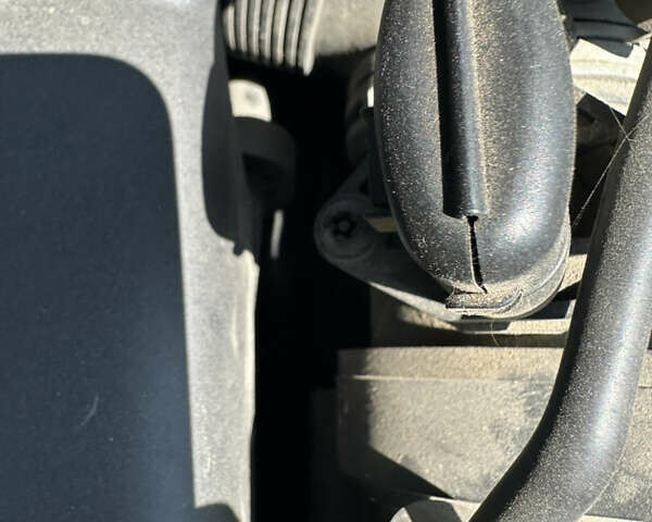 Черный Фольксваген Гольф, объемом двигателя 1.9 л и пробегом 234 тыс. км за 6100 $, фото 21 на Automoto.ua