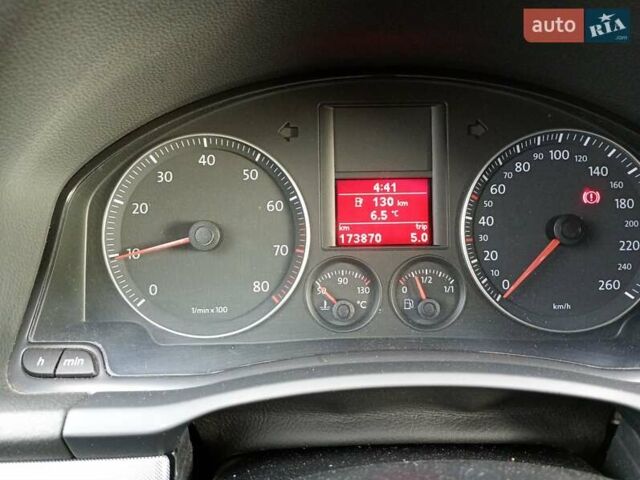 Черный Фольксваген Гольф, объемом двигателя 1.39 л и пробегом 173 тыс. км за 5999 $, фото 15 на Automoto.ua