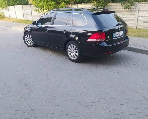 Черный Фольксваген Гольф, объемом двигателя 1.39 л и пробегом 250 тыс. км за 4500 $, фото 18 на Automoto.ua
