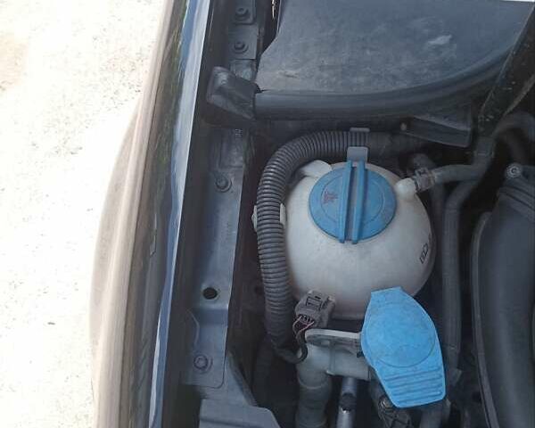 Черный Фольксваген Гольф, объемом двигателя 1.4 л и пробегом 139 тыс. км за 7200 $, фото 37 на Automoto.ua