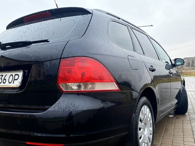 Чорний Фольксваген Гольф, об'ємом двигуна 1.6 л та пробігом 235 тис. км за 5100 $, фото 2 на Automoto.ua