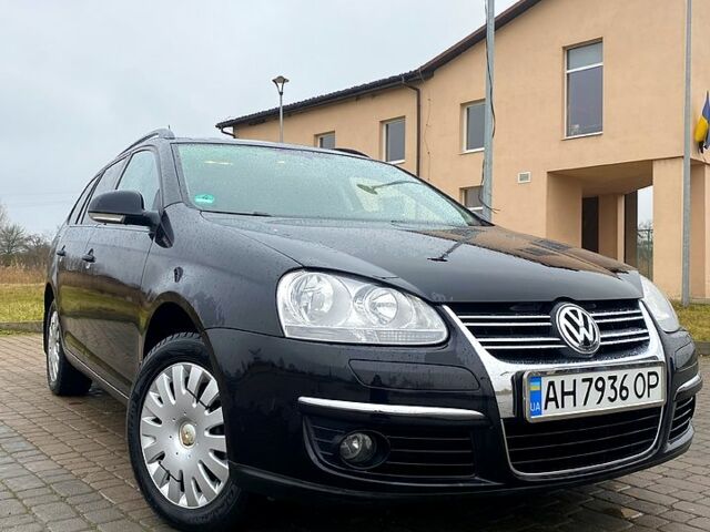 Чорний Фольксваген Гольф, об'ємом двигуна 1.6 л та пробігом 235 тис. км за 5100 $, фото 1 на Automoto.ua