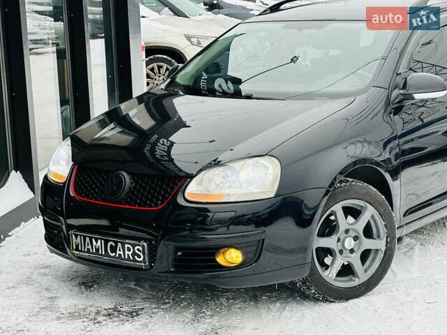 Черный Фольксваген Гольф, объемом двигателя 1.6 л и пробегом 247 тыс. км за 5900 $, фото 4 на Automoto.ua