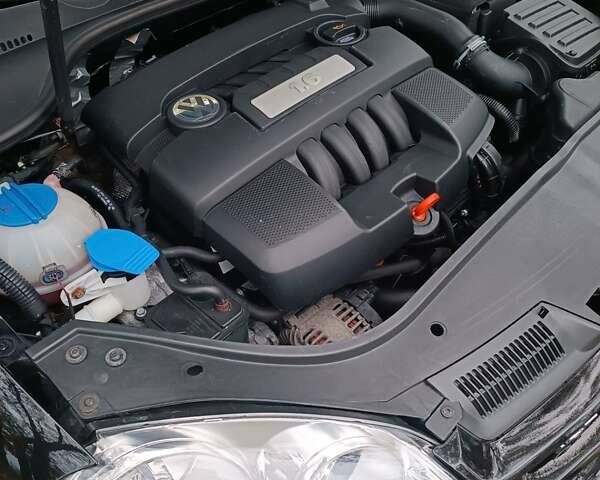 Фольксваген Гольф 2007 у Вінниці на Automoto.ua Чорний Фольксваген Гольф, об'ємом двигуна 1.6 л та пробігом 218 тис. км за 6700 $, фото 29 на Automoto.ua