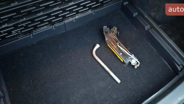 Черный Фольксваген Гольф, объемом двигателя 1.4 л и пробегом 267 тыс. км за 6300 $, фото 25 на Automoto.ua