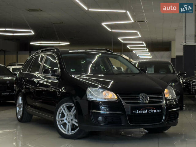 Черный Фольксваген Гольф, объемом двигателя 1.39 л и пробегом 230 тыс. км за 7299 $, фото 4 на Automoto.ua