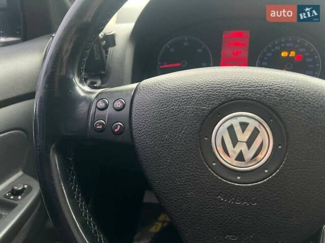 Чорний Фольксваген Гольф, об'ємом двигуна 1.9 л та пробігом 234 тис. км за 6100 $, фото 13 на Automoto.ua
