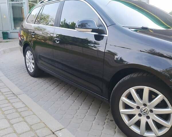 Черный Фольксваген Гольф, объемом двигателя 1.39 л и пробегом 250 тыс. км за 4500 $, фото 19 на Automoto.ua