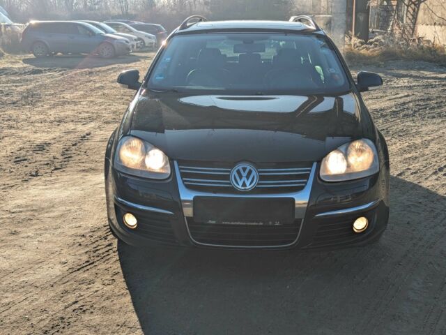 Черный Фольксваген Гольф, объемом двигателя 2 л и пробегом 251 тыс. км за 2999 $, фото 23 на Automoto.ua