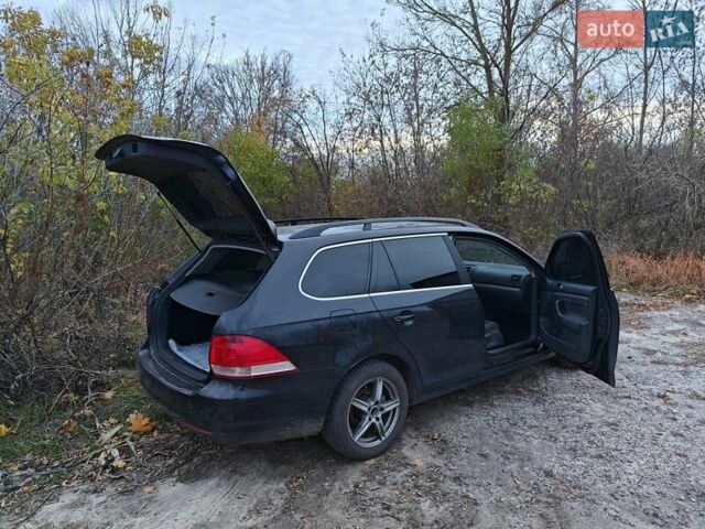 Чорний Фольксваген Гольф, об'ємом двигуна 1.4 л та пробігом 272 тис. км за 5999 $, фото 11 на Automoto.ua