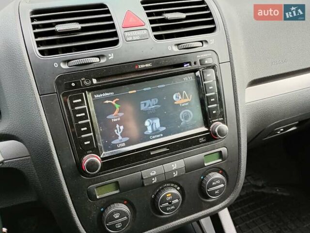 Черный Фольксваген Гольф, объемом двигателя 1.39 л и пробегом 173 тыс. км за 5999 $, фото 14 на Automoto.ua