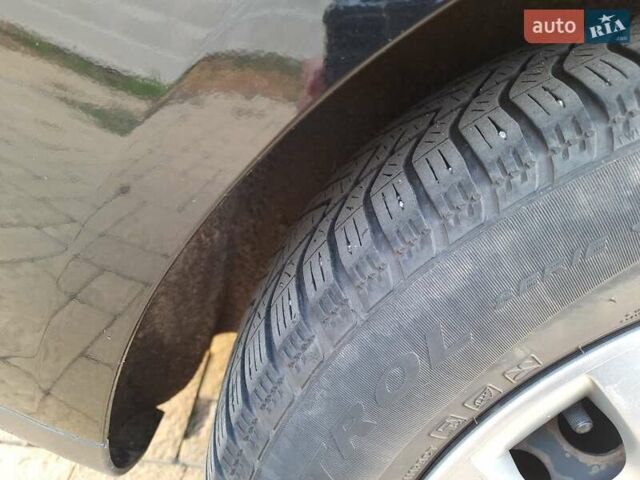 Черный Фольксваген Гольф, объемом двигателя 1.6 л и пробегом 102 тыс. км за 7100 $, фото 2 на Automoto.ua