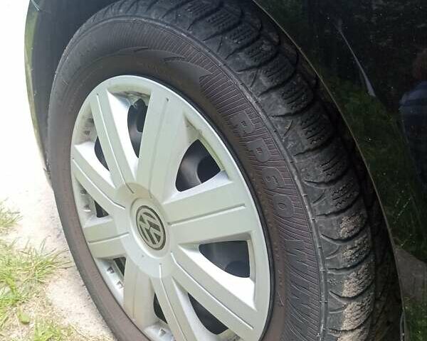 Черный Фольксваген Гольф, объемом двигателя 1.4 л и пробегом 139 тыс. км за 7200 $, фото 2 на Automoto.ua