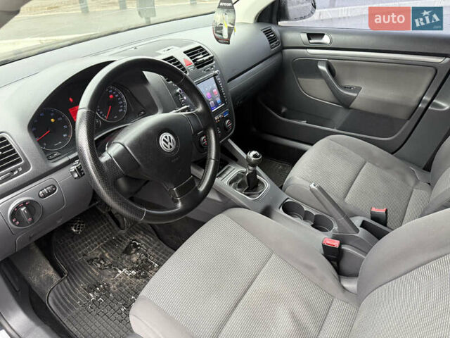 Чорний Фольксваген Гольф, об'ємом двигуна 1.6 л та пробігом 247 тис. км за 6700 $, фото 14 на Automoto.ua