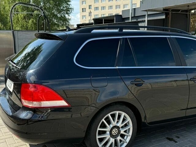 Чорний Фольксваген Гольф, об'ємом двигуна 1.4 л та пробігом 255 тис. км за 6800 $, фото 3 на Automoto.ua