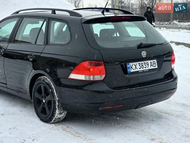 Черный Фольксваген Гольф, объемом двигателя 1.6 л и пробегом 184 тыс. км за 5900 $, фото 5 на Automoto.ua