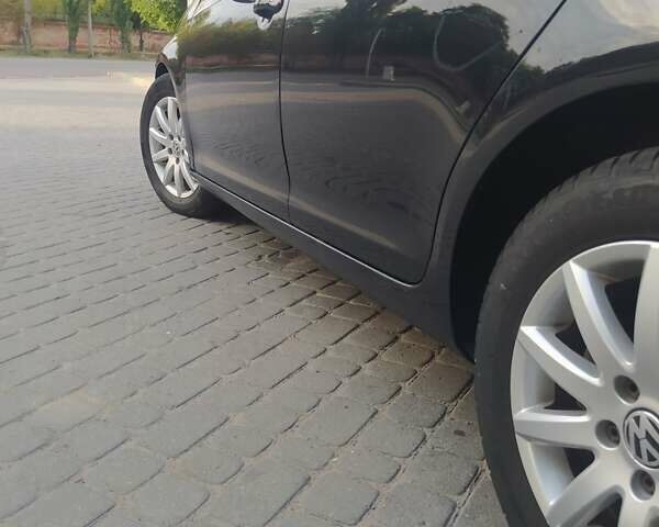 Черный Фольксваген Гольф, объемом двигателя 1.39 л и пробегом 250 тыс. км за 4500 $, фото 15 на Automoto.ua