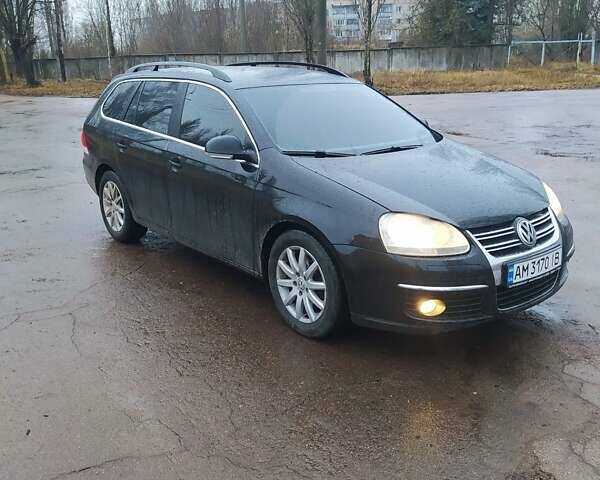 Чорний Фольксваген Гольф, об'ємом двигуна 1.39 л та пробігом 253 тис. км за 3999 $, фото 4 на Automoto.ua