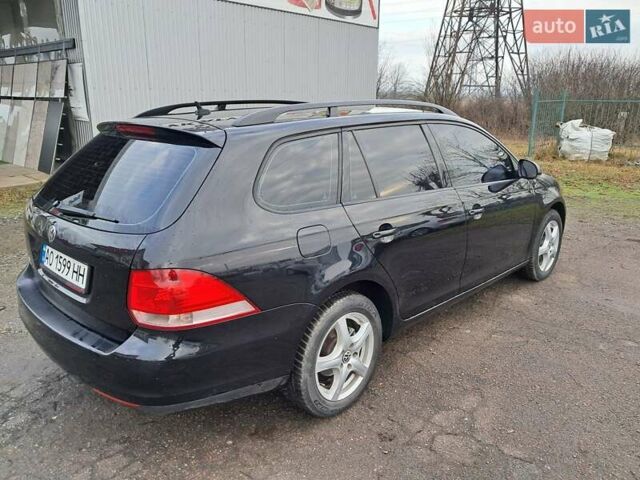 Черный Фольксваген Гольф, объемом двигателя 1.6 л и пробегом 247 тыс. км за 5500 $, фото 16 на Automoto.ua