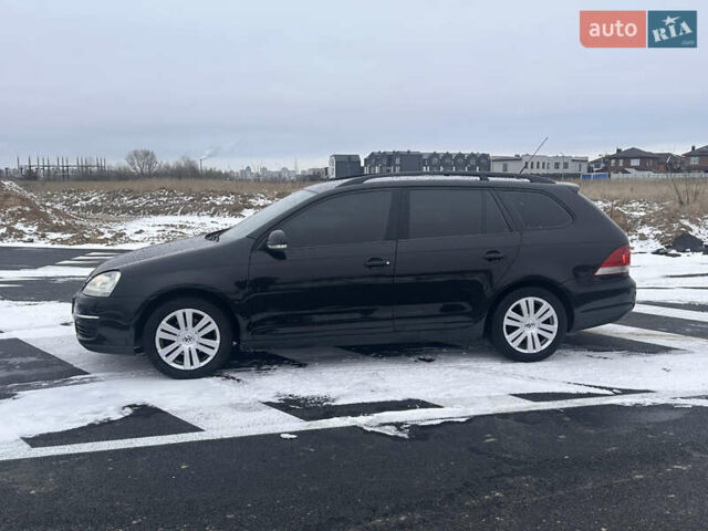 Черный Фольксваген Гольф, объемом двигателя 1.9 л и пробегом 261 тыс. км за 6800 $, фото 4 на Automoto.ua