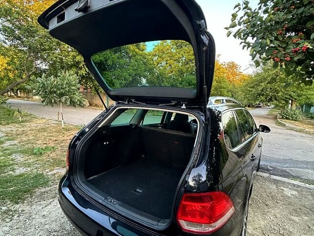 Чорний Фольксваген Гольф, об'ємом двигуна 1.4 л та пробігом 250 тис. км за 6550 $, фото 4 на Automoto.ua